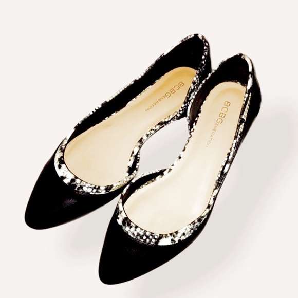 BCBG Shoes - BCBG Pointed D’Orsay Snake Print Flats Size 6.5